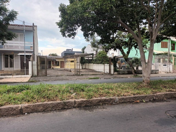 Imagem Casa com 3 Quartos à Venda, em Sarandi - Porto Alegre Imagem Casa com 3 Quartos à Venda, em Sarandi - Porto Alegre