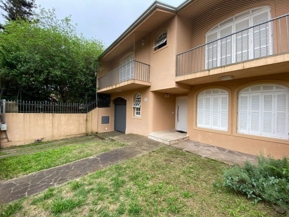 Imagem Casa com 4 Quartos à Venda, 265 m² em Chácara Das Pedras - Porto Alegre Imagem Casa com 4 Quartos à Venda, 265 m² em Chácara Das Pedras - Porto Alegre