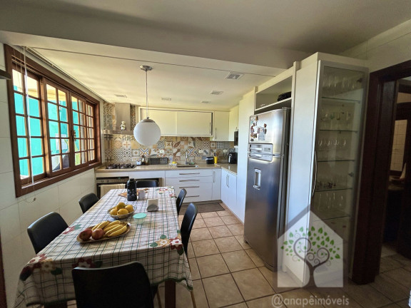 Imagem Casa com 4 Quartos à Venda, 259 m² em Agronômica - Florianópolis Imagem Casa com 4 Quartos à Venda, 259 m² em Agronômica - Florianópolis