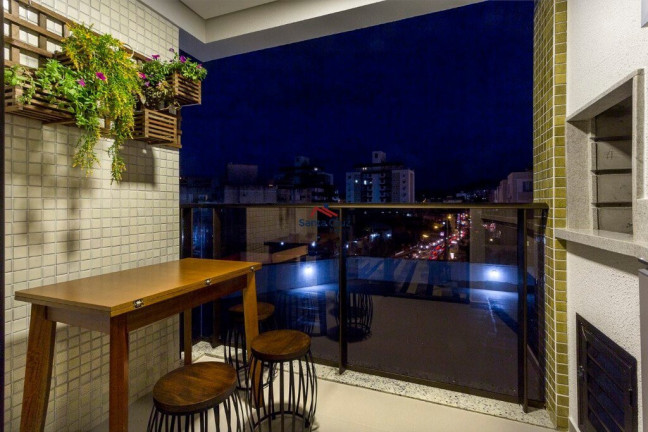 Imagem Apartamento com 2 Quartos à Venda,  em Trindade - Florianópolis