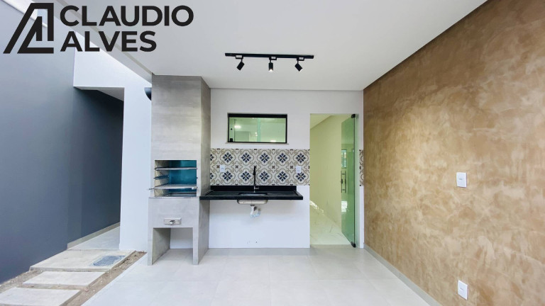 Imagem Casa com 3 Quartos à Venda, 132 m² em Mangabeira - Feira De Santana