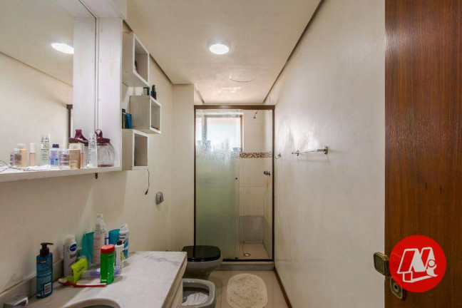 Imagem Apartamento com 3 Quartos à Venda, 158 m² em Rio Branco - Porto Alegre Imagem Apartamento com 3 Quartos à Venda, 158 m² em Rio Branco - Porto Alegre