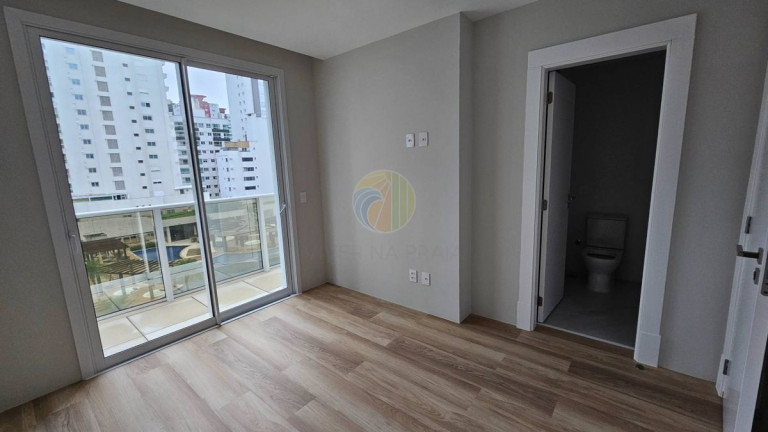 Imagem Apartamento com 4 Quartos à Venda, 223 m² em Pioneiros - Balneário Camboriú Imagem Apartamento com 4 Quartos à Venda, 223 m² em Pioneiros - Balneário Camboriú