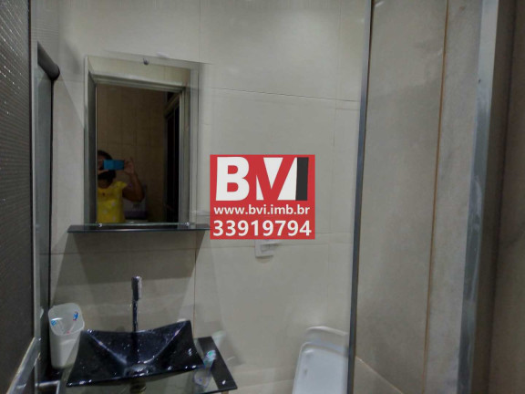 Imagem Casa com 2 Quartos à Venda, 65 m² em Olaria - Rio De Janeiro