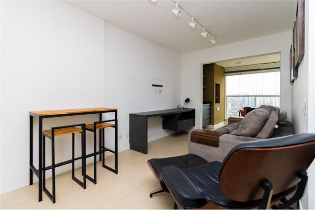 Imagem Imóvel com 1 Quarto à Venda,  em Cambuci - São Paulo