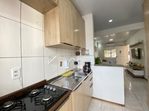 Imagem Casa com 2 Quartos à Venda, 51 m² em Hípica - Porto Alegre Imagem Casa com 2 Quartos à Venda, 51 m² em Hípica - Porto Alegre