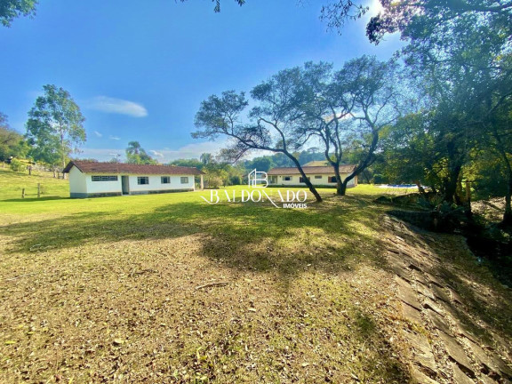 Imagem Fazenda à Venda, 273 m² em Centro - Extrema Imagem Fazenda à Venda, 273 m² em Centro - Extrema