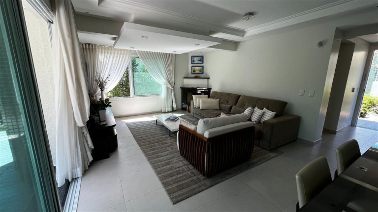 Imagem Casa com 3 Quartos à Venda, 203 m² em Vargem Grande - Santo Amaro Da Imperatriz Imagem Casa com 3 Quartos à Venda, 203 m² em Vargem Grande - Santo Amaro Da Imperatriz