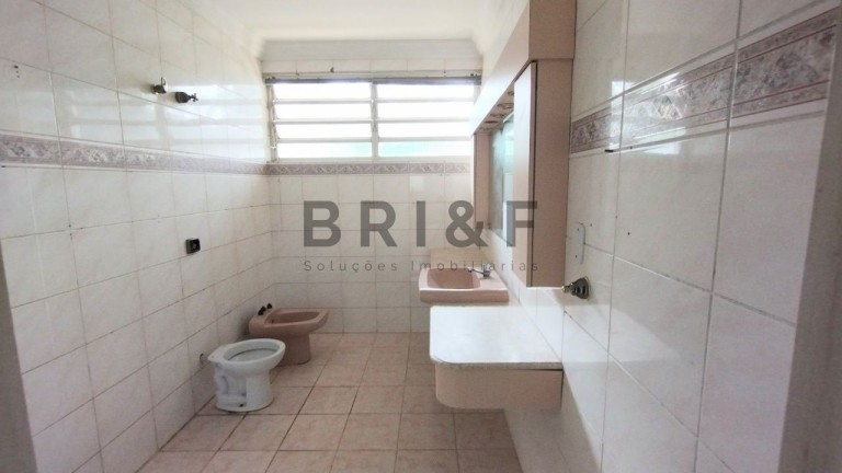 Imagem Casa com 4 Quartos à Venda, 250 m² em Interlagos - São Paulo Imagem Casa com 4 Quartos à Venda, 250 m² em Interlagos - São Paulo