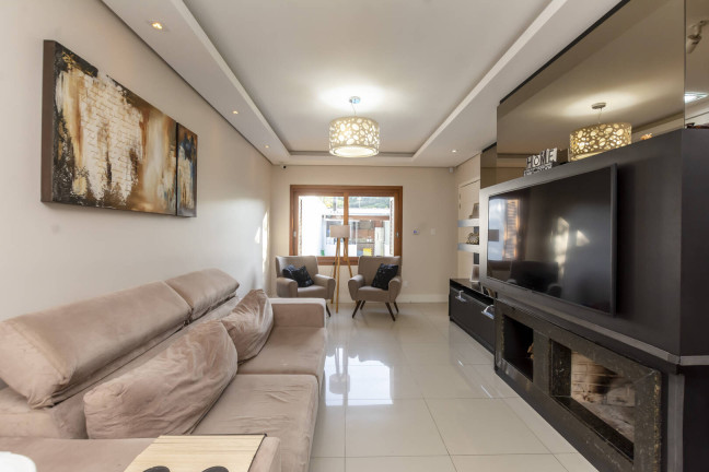 Imagem Casa com 2 Quartos à Venda, 245 m² em Lomba Do Pinheiro - Porto Alegre