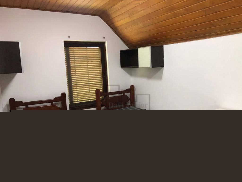 Imagem Casa com 3 Quartos à Venda, 300 m² em Condomínio Residencial Lago Azul - Araçoiaba Da Serra Imagem Casa com 3 Quartos à Venda, 300 m² em Condomínio Residencial Lago Azul - Araçoiaba Da Serra