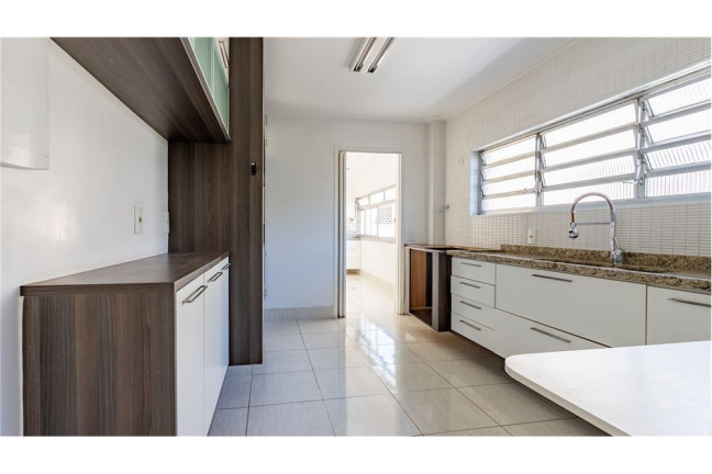 Imagem Apartamento com 3 Quartos à Venda, 120 m² em Moema - São Paulo Imagem Apartamento com 3 Quartos à Venda, 120 m² em Moema - São Paulo