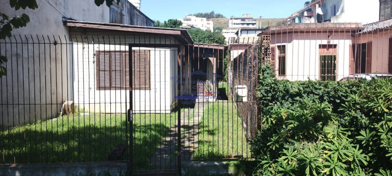 Imagem Casa com 2 Quartos à Venda, 75 m² em Nonoai - Porto Alegre Imagem Casa com 2 Quartos à Venda, 75 m² em Nonoai - Porto Alegre