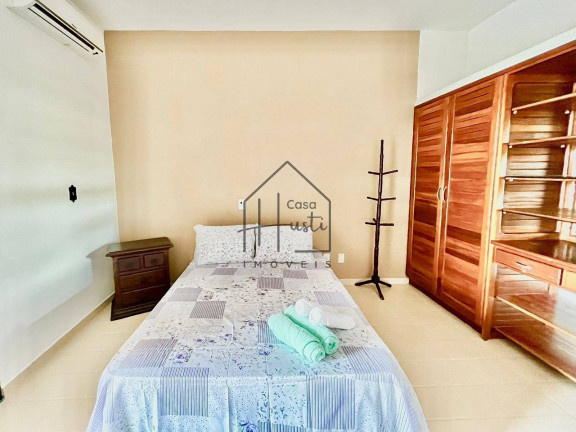Imagem Sobrado com 4 Quartos à Venda, 241 m² em Cigarras - São Sebastião Imagem Sobrado com 4 Quartos à Venda, 241 m² em Cigarras - São Sebastião
