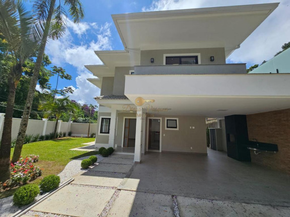 Casa com 3 Quartos à Venda, 274 m² em Comary - Teresópolis