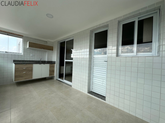 Imagem Imóvel com 2 Quartos à Venda, 71 m² em Guilhermina - Praia Grande Imagem Imóvel com 2 Quartos à Venda, 71 m² em Guilhermina - Praia Grande