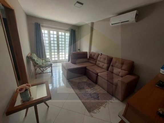 Imagem Casa com 3 Quartos à Venda, 80 m² em Vila Casa Branca - Botucatu Imagem Casa com 3 Quartos à Venda, 80 m² em Vila Casa Branca - Botucatu