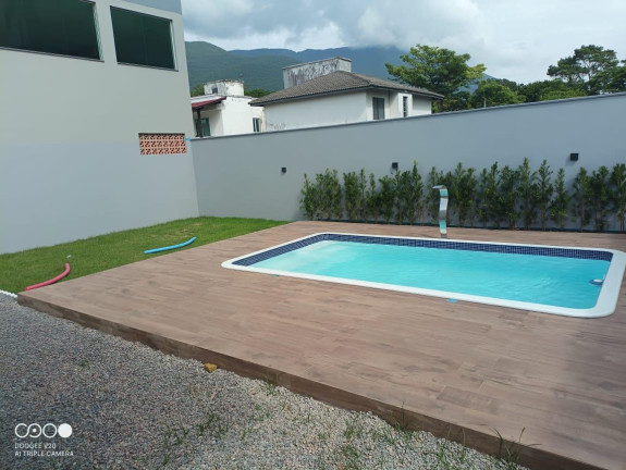 Imagem Casa com 2 Quartos à Venda, 130 m² em Praia De Fora - Palhoça