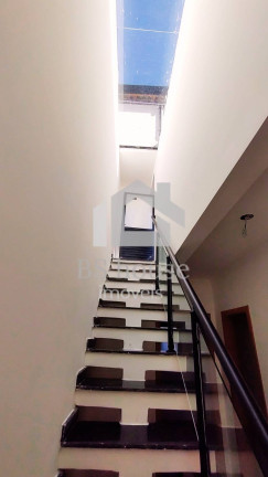 Imagem Sobrado com 3 Quartos à Venda, 130 m² em Vila Curuça - Santo André