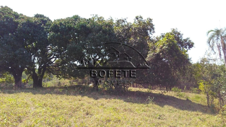 Imagem Imóvel com 3 Quartos à Venda, 10.000 m² em Recanto Valência - Bofete Imagem Imóvel com 3 Quartos à Venda, 10.000 m² em Recanto Valência - Bofete