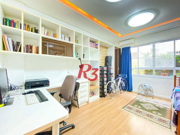 Imagem Casa com 3 Quartos à Venda, 165 m² em Embaré - Santos Imagem Casa com 3 Quartos à Venda, 165 m² em Embaré - Santos