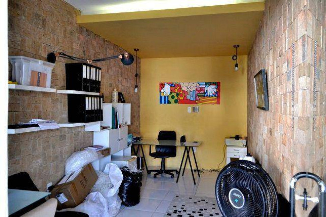 Imagem Casa com 4 Quartos à Venda, 245 m² em Jardim Placaford - Salvador