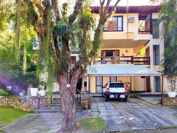 Imagem Casa com 6 Quartos à Venda, 500 m² em Itaipu - Niterói Imagem Casa com 6 Quartos à Venda, 500 m² em Itaipu - Niterói