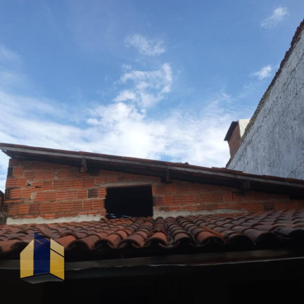 Imagem Casa com 3 Quartos à Venda, 165 m²