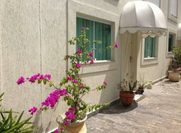 Imagem Casa com 3 Quartos à Venda, 122 m² em Vila Madalena - São Paulo Imagem Casa com 3 Quartos à Venda, 122 m² em Vila Madalena - São Paulo