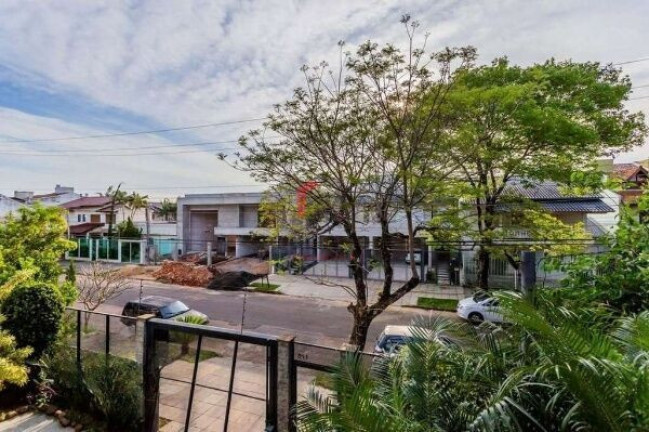 Imagem Casa com 3 Quartos à Venda, 178 m² em Jardim Itu Sabará - Porto Alegre Imagem Casa com 3 Quartos à Venda, 178 m² em Jardim Itu Sabará - Porto Alegre