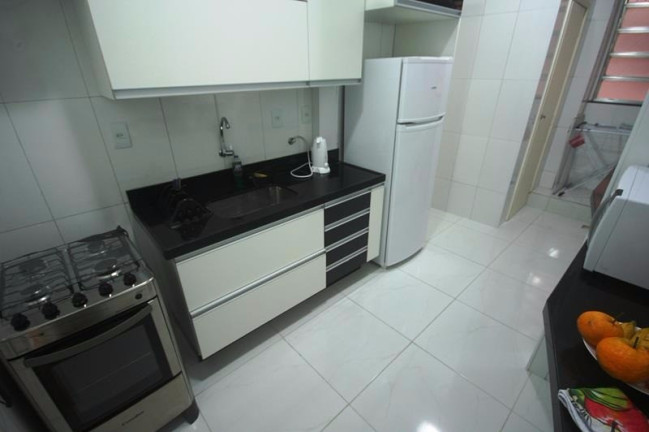 Imagem Apartamento com 2 Quartos para Temporada, 80 m² em Copacabana - Rio De Janeiro Imagem Apartamento com 2 Quartos para Temporada, 80 m² em Copacabana - Rio De Janeiro