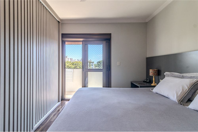 Imagem Imóvel com 3 Quartos à Venda, 97 m² em Passo Da Areia - Porto Alegre Imagem Imóvel com 3 Quartos à Venda, 97 m² em Passo Da Areia - Porto Alegre
