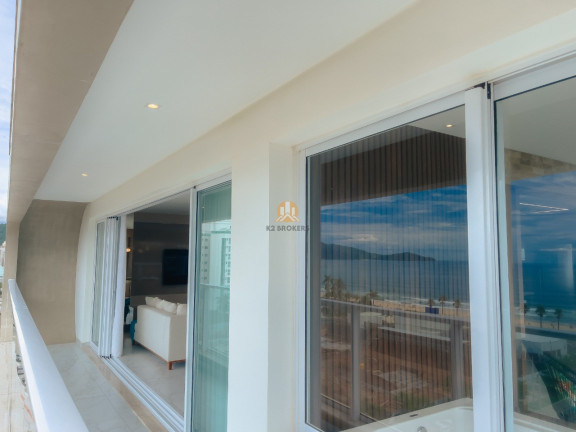 Imagem Imóvel com 3 Quartos à Venda, 171 m² em Praia Brava De Itajaí - Itajaí Imagem Imóvel com 3 Quartos à Venda, 171 m² em Praia Brava De Itajaí - Itajaí