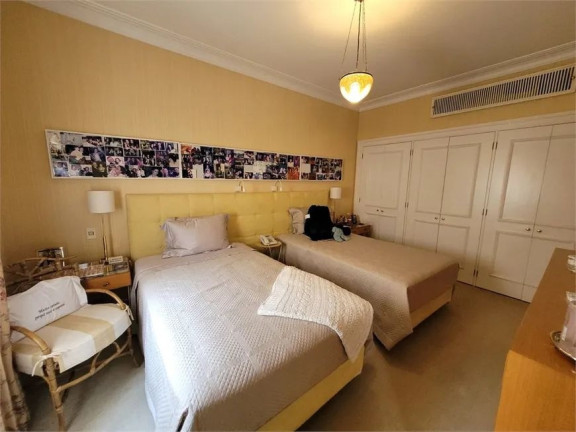 Imagem Cobertura com 3 Quartos à Venda, 750 m² em Cerqueira César - São Paulo Imagem Cobertura com 3 Quartos à Venda, 750 m² em Cerqueira César - São Paulo