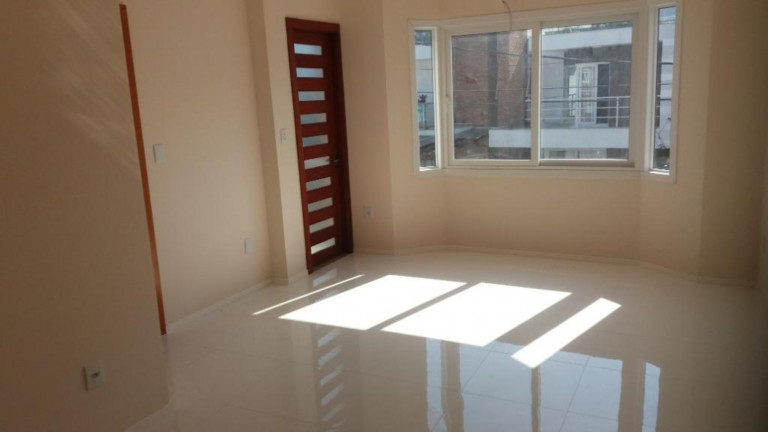 Imagem Imóvel com 4 Quartos à Venda,  em Aberta Dos Morros - Porto Alegre