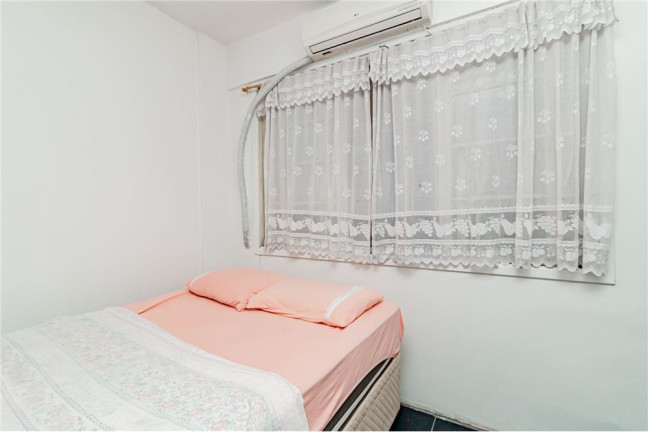 Imagem Imóvel com 1 Quarto à Venda, em Centro Histórico - Porto Alegre Imagem Imóvel com 1 Quarto à Venda, em Centro Histórico - Porto Alegre