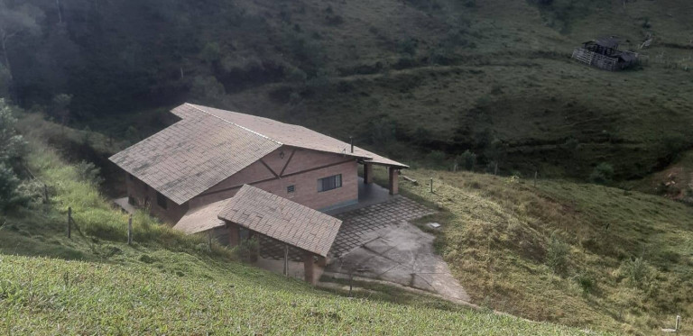 Imagem Chácara com 3 Quartos à Venda, 41 m² em Azevedo - Joanópolis Imagem Chácara com 3 Quartos à Venda, 41 m² em Azevedo - Joanópolis