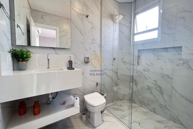 Imagem Sobrado com 3 Quartos à Venda, 178 m² em Balneário Cambiju - Itapoá
