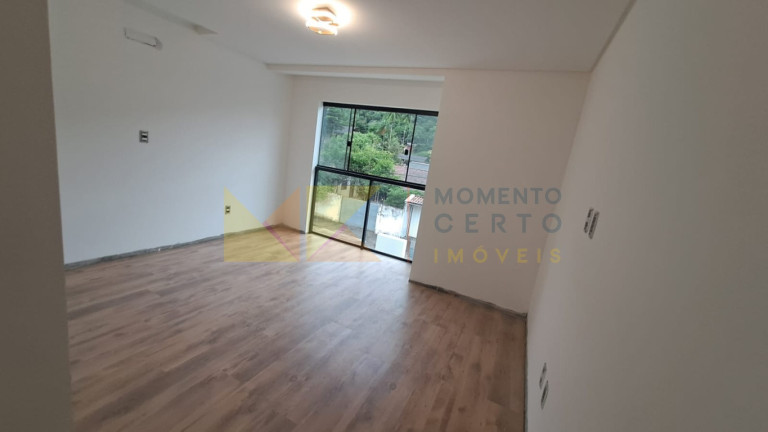 Imagem Sobrado com 3 Quartos à Venda, 108 m² em água Verde - Blumenau Imagem Sobrado com 3 Quartos à Venda, 108 m² em água Verde - Blumenau