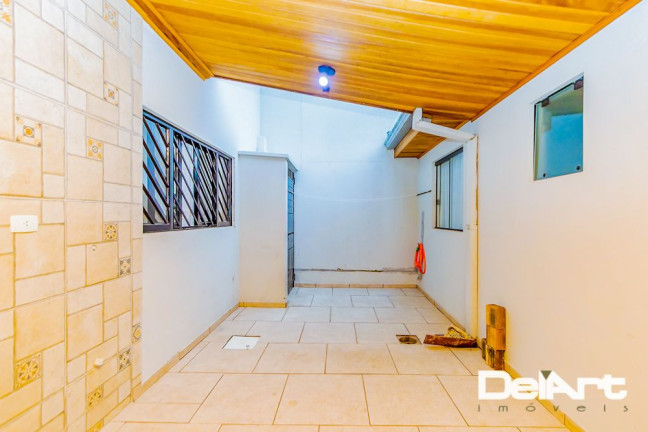 Imagem Sobrado com 3 Quartos à Venda, 232 m² em Capão Da Imbuia - Curitiba Imagem Sobrado com 3 Quartos à Venda, 232 m² em Capão Da Imbuia - Curitiba