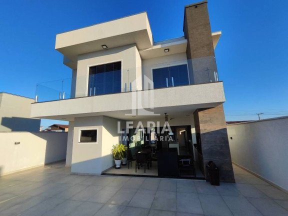 Imagem Sobrado com 5 Quartos à Venda, 232 m² em Itapema Do Saí - Itapoá Imagem Sobrado com 5 Quartos à Venda, 232 m² em Itapema Do Saí - Itapoá