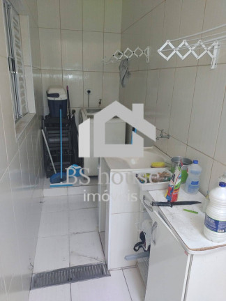 Imagem Sobrado com 3 Quartos à Venda, 200 m² em Utinga - Santo André Imagem Sobrado com 3 Quartos à Venda, 200 m² em Utinga - Santo André