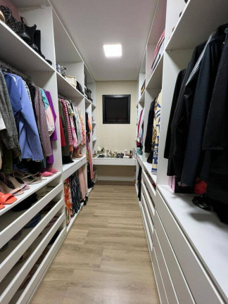 Imagem Casa com 4 Quartos à Venda, 250 m² em Caçapava Imagem Casa com 4 Quartos à Venda, 250 m² em Caçapava
