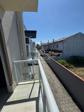 Imagem Sobrado com 3 Quartos à Venda, 140 m² em Centro - Barra Velha