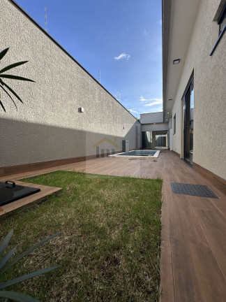 Imagem Casa com 3 Quartos à Venda, 140 m² em Jardim Helvécia - Aparecida De Goiânia
