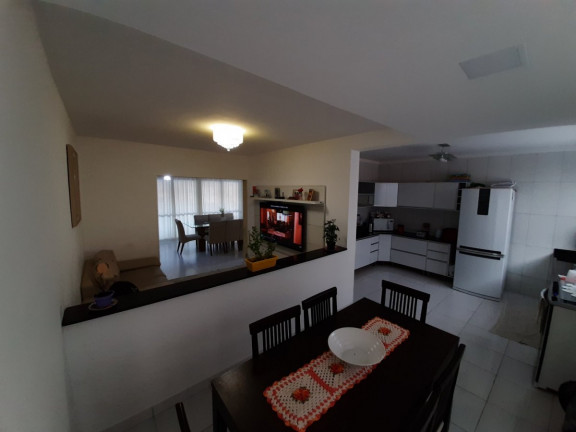 Imagem Casa com 5 Quartos à Venda ou Locação, 350 m² em Vila Loty - Itanhaém Imagem Casa com 5 Quartos à Venda ou Locação, 350 m² em Vila Loty - Itanhaém
