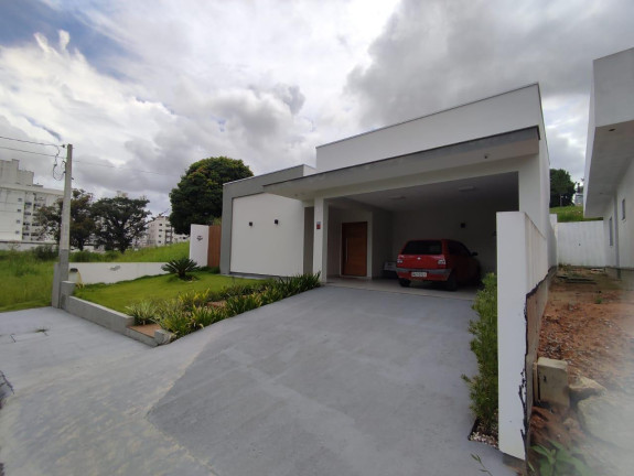 Imagem Casa com 3 Quartos à Venda, 160 m² em Pedra Branca - Palhoça Imagem Casa com 3 Quartos à Venda, 160 m² em Pedra Branca - Palhoça