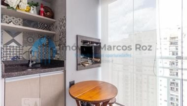 Imagem Apartamento com 3 Quartos à Venda, 74 m² em Jardim Tupanci - Barueri