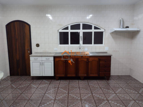 Imagem Sobrado com 3 Quartos à Venda, 230 m² em Cesar De Souza - Mogi Das Cruzes Imagem Sobrado com 3 Quartos à Venda, 230 m² em Cesar De Souza - Mogi Das Cruzes