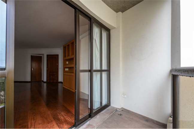 Imagem Imóvel com 3 Quartos à Venda,  em Campo Belo - São Paulo